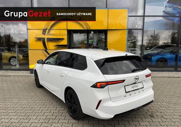 Opel Astra cena 130990 przebieg: 4000, rok produkcji 2023 z Łowicz małe 121